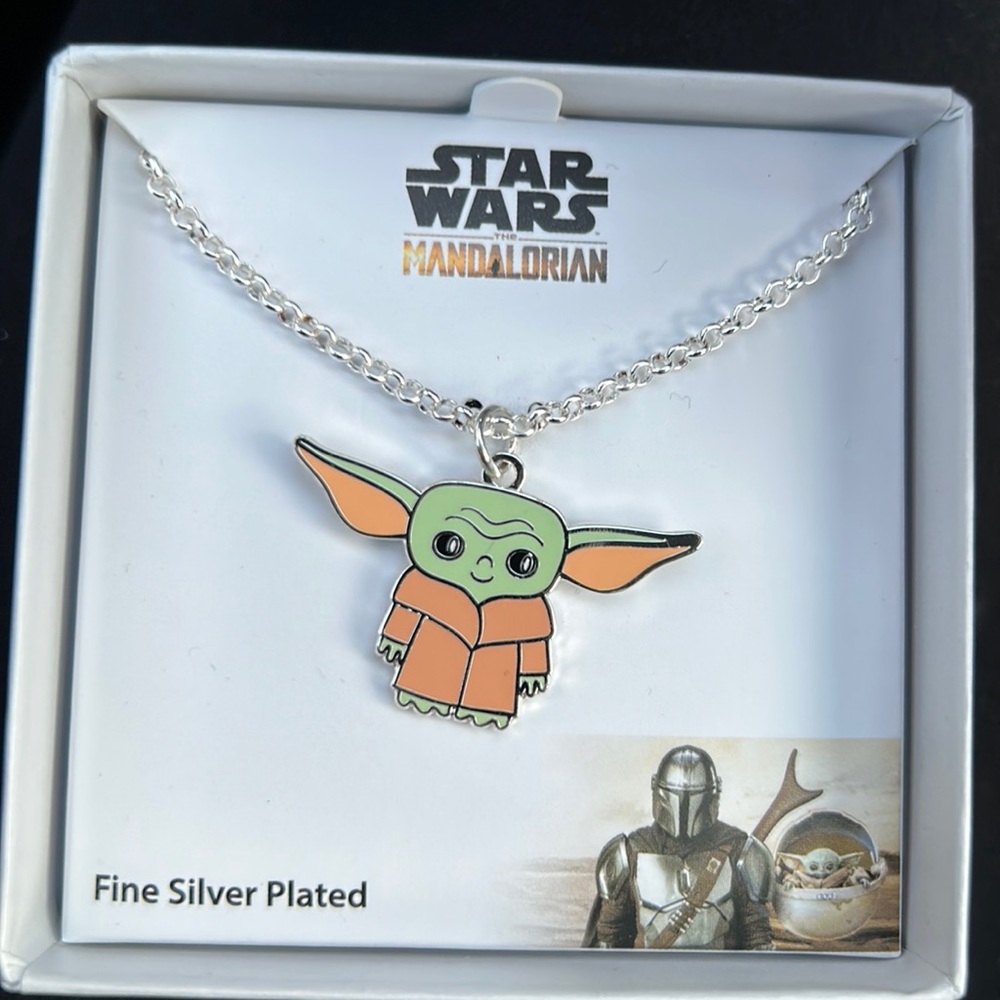 Disney Star Wars necklace